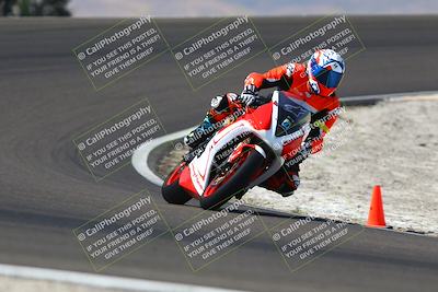 media/Sep-21-2025-TrackDaz (Sun) [[277c75b276]]/B Group/1220pm (Turn 2)/